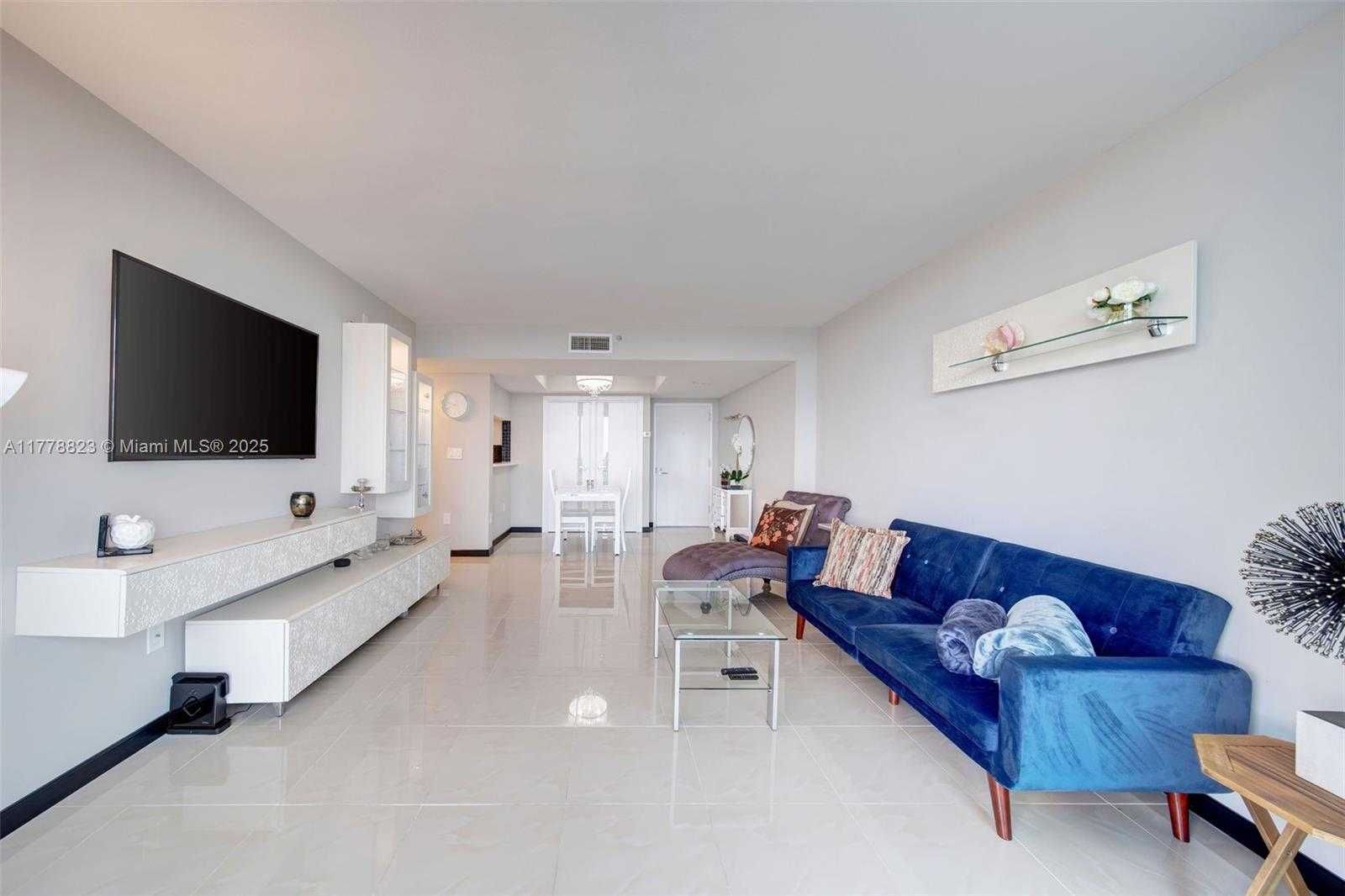 Small Image of 650 WEST AVE #1506, Miami Beach Number 8