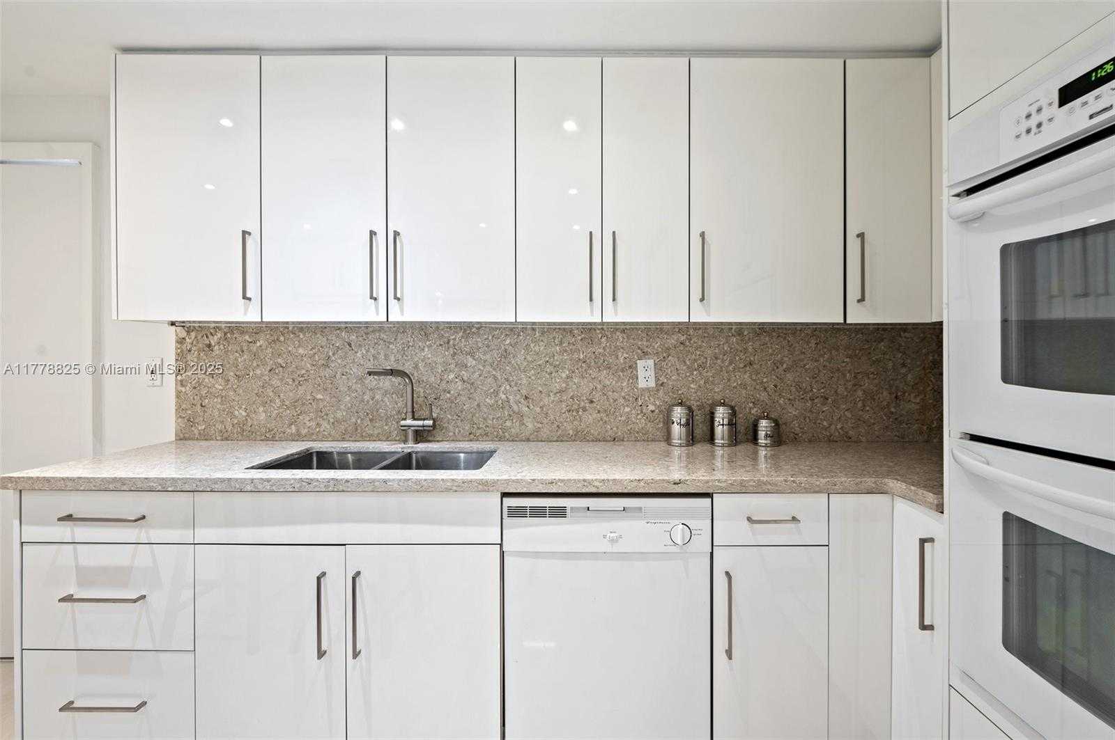 Small Image of 10155 COLLINS AVE #607, Bal Harbour Number 21