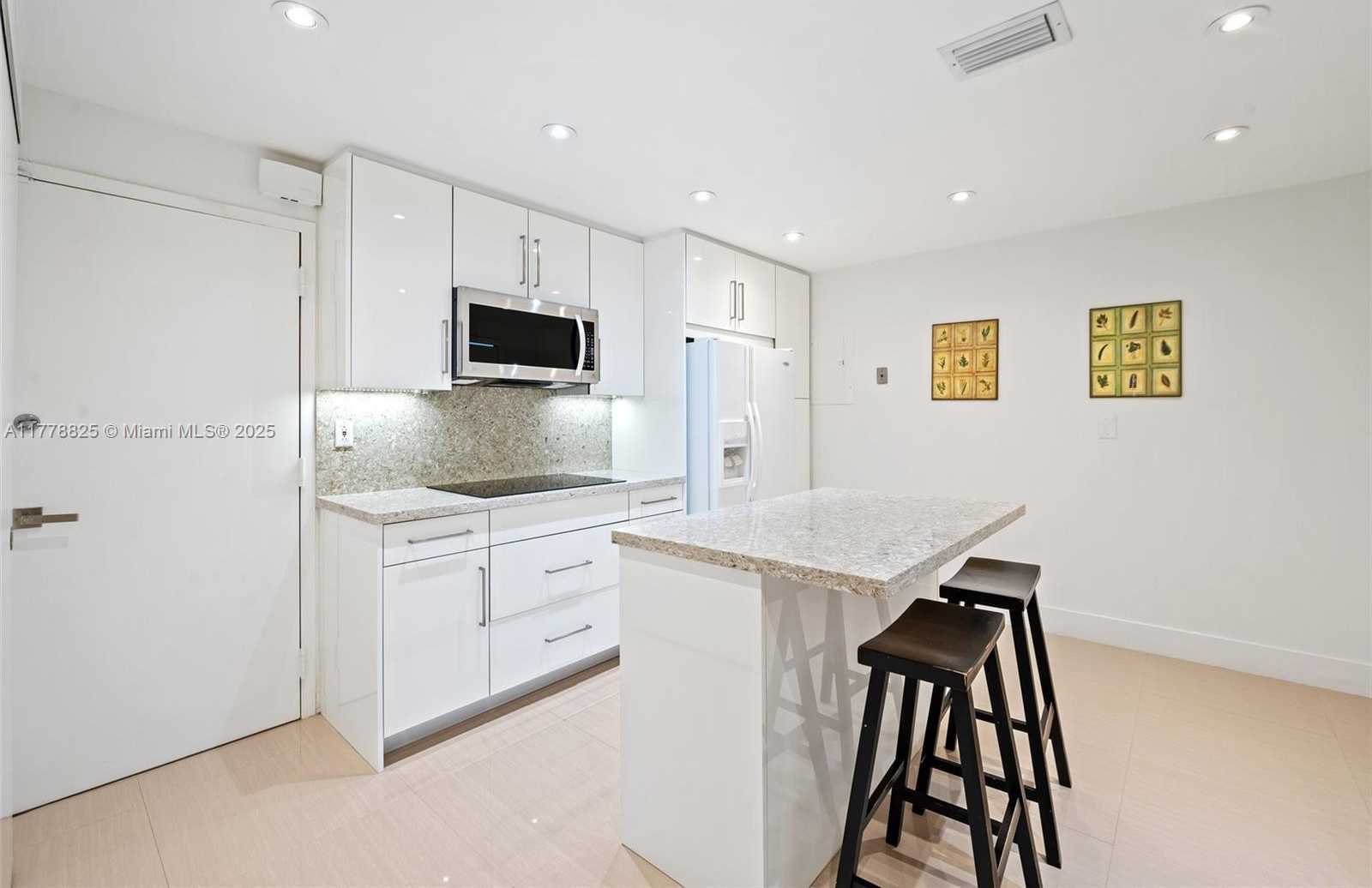 Small Image of 10155 COLLINS AVE #607, Bal Harbour Number 22