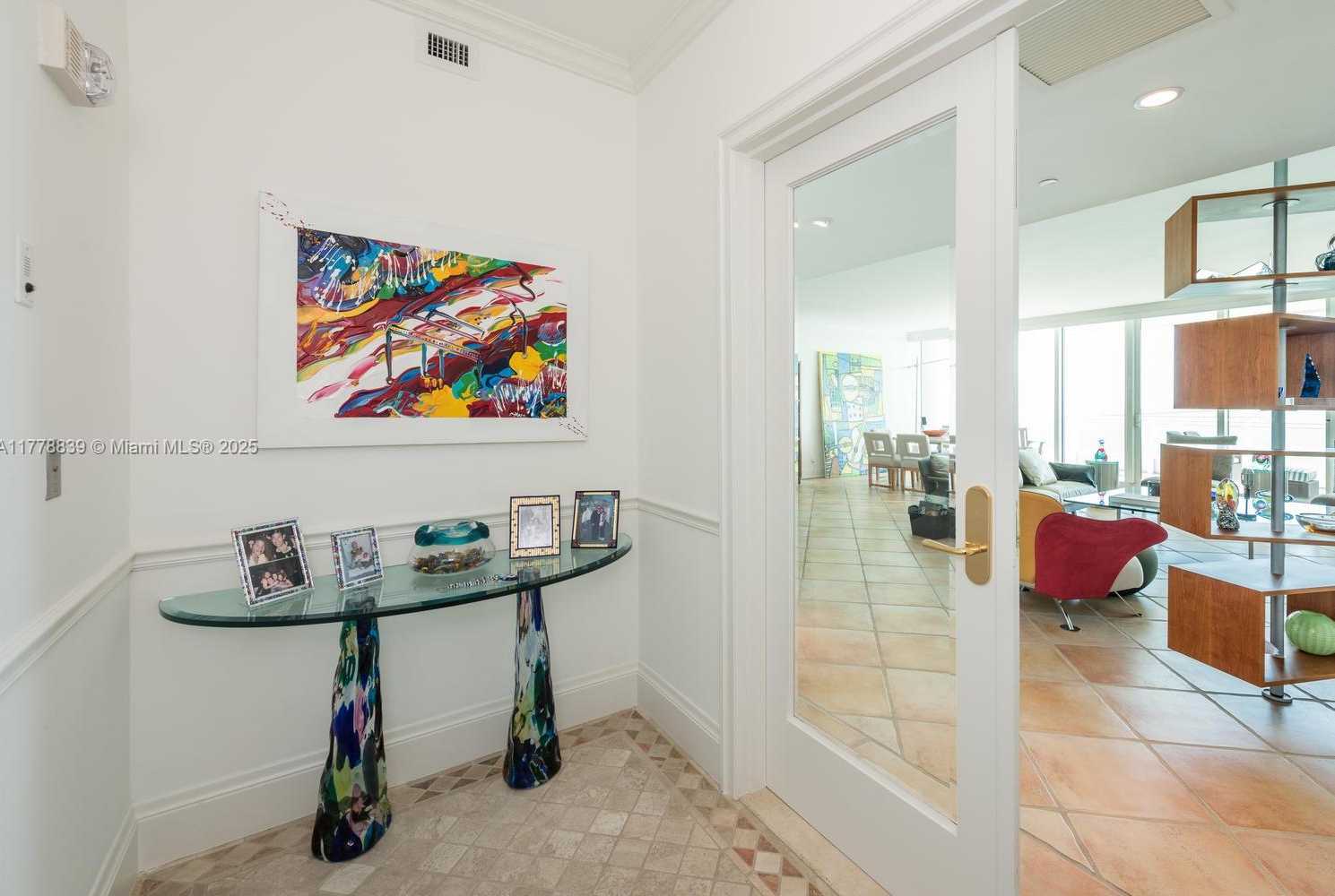 Small Image of 1643 BRICKELL AVE #1103, Miami Number 31