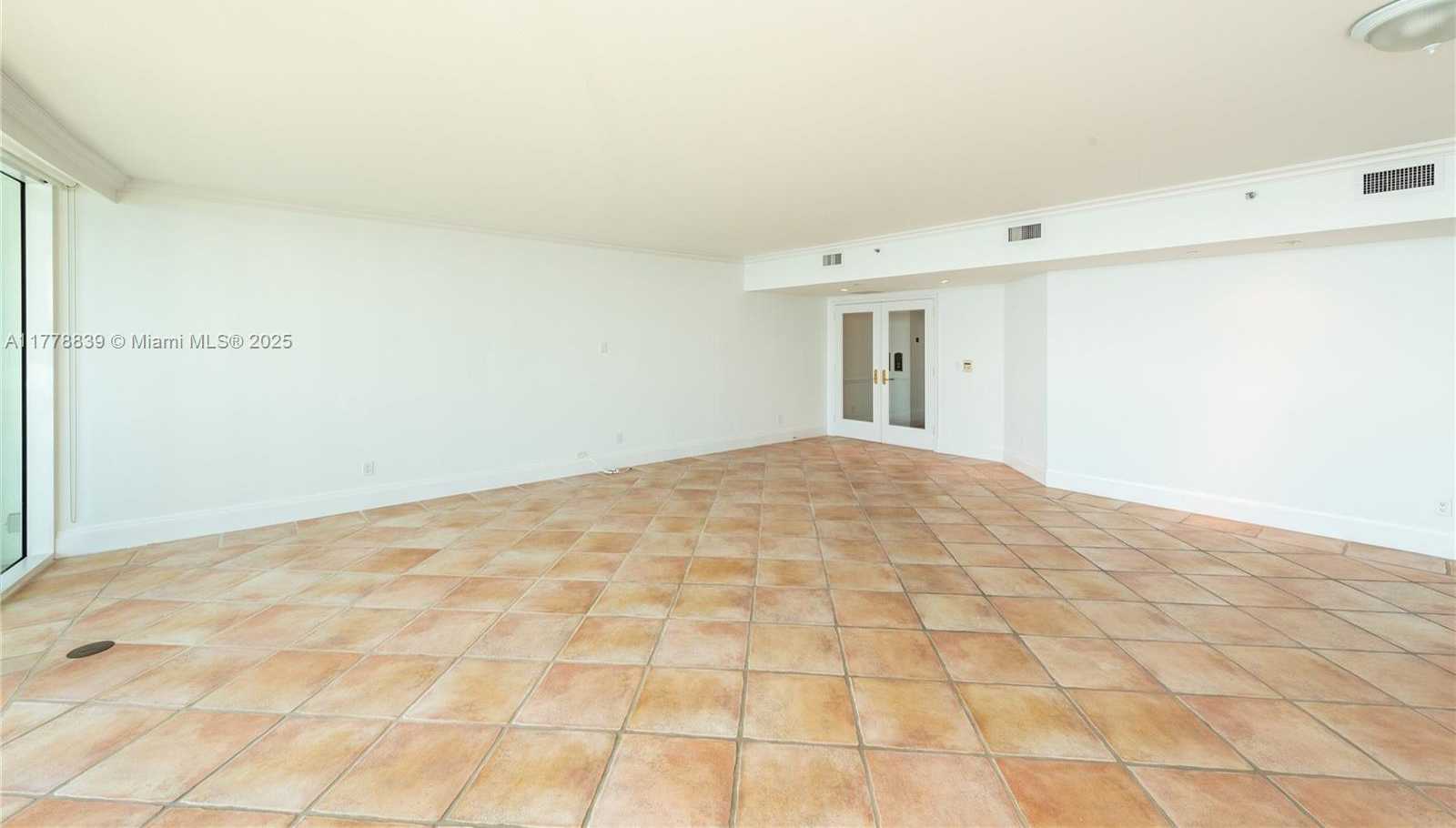 Small Image of 1643 BRICKELL AVE #1103, Miami Number 6