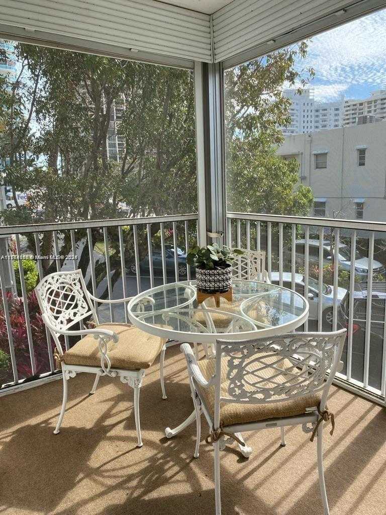 Small Image of 10150 COLLINS AVE #204S, Bal Harbour Number 17