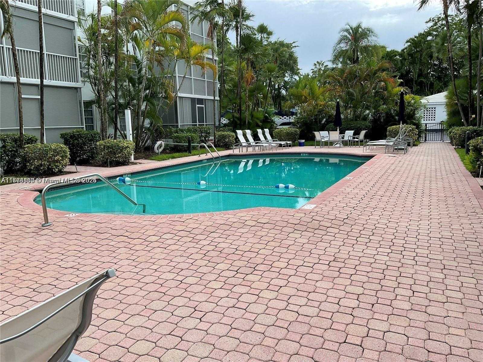 Small Image of 10150 COLLINS AVE #204S, Bal Harbour Number 19