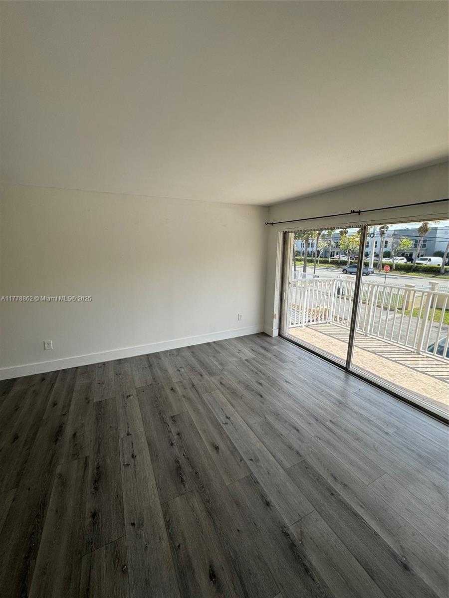 Small Image of 4420 NORTH WEST 79TH AVE #2E, Doral Number 2