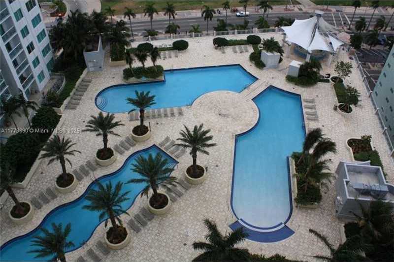 Small Image of 244 BISCAYNE BL #250, Miami Number 7