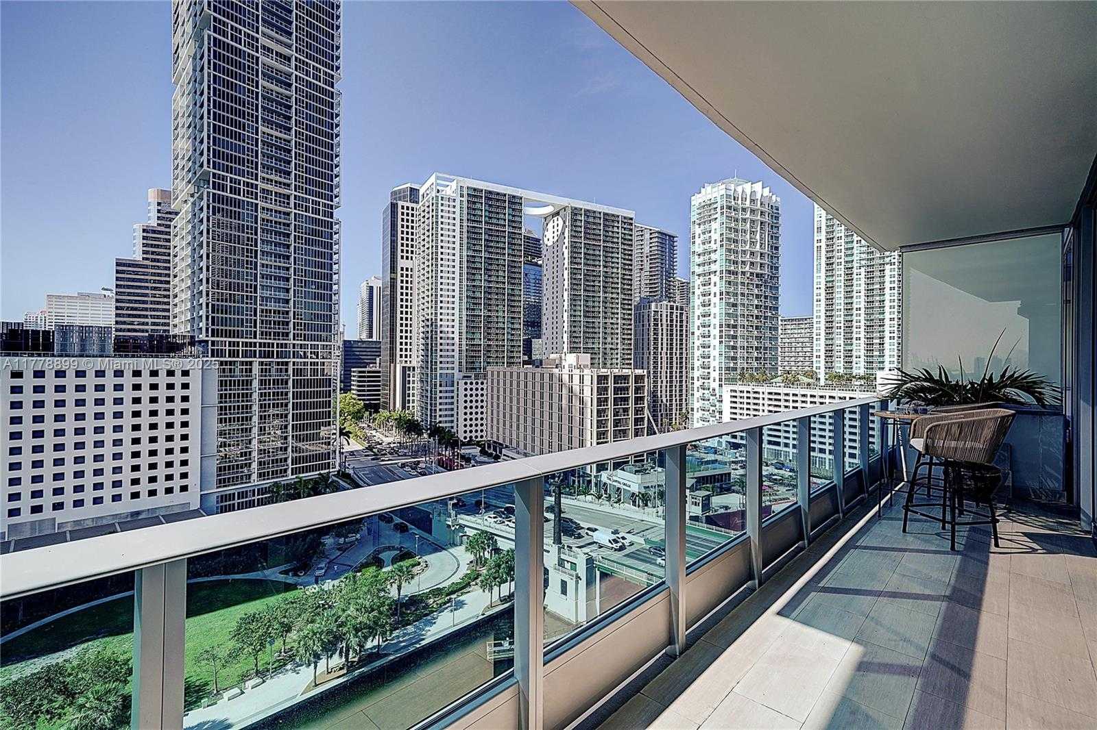 Small Image of 200 BISCAYNE BOULEVARD WAY #1408, Miami Number 7