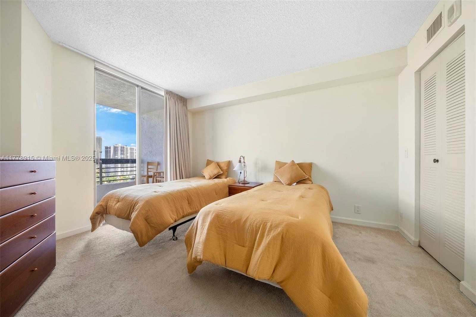 Small Image of 3400 NORTH EAST 192 STREET #1810, Aventura Number 10