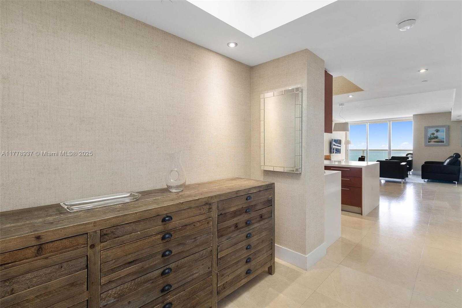 Small Image of 1830 SOUTH OCEAN DR #2904, Hallandale Beach Number 10