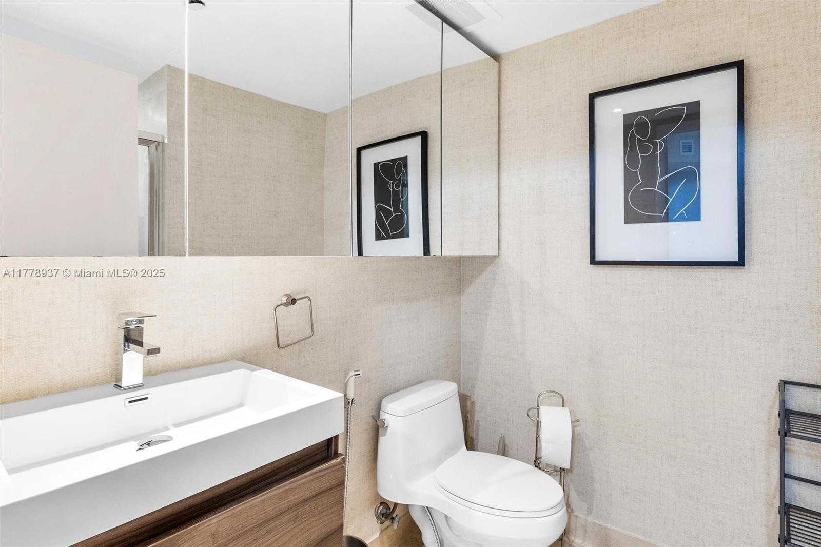 Small Image of 1830 SOUTH OCEAN DR #2904, Hallandale Beach Number 21