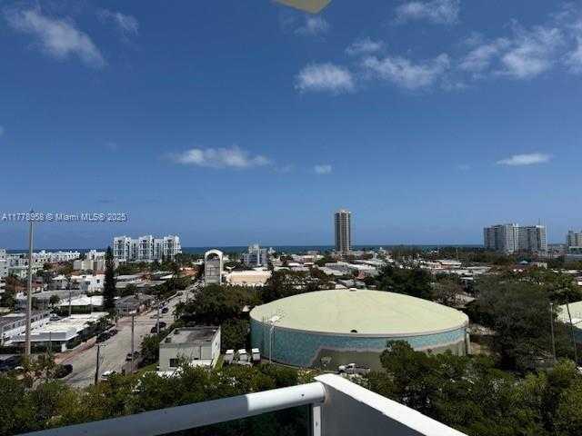 Small Image of 7441 #8K, Miami Beach Number 7