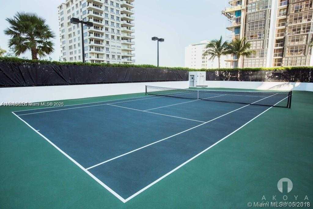 Small Image of 6365 COLLINS AVE #910, Miami Beach Number 12