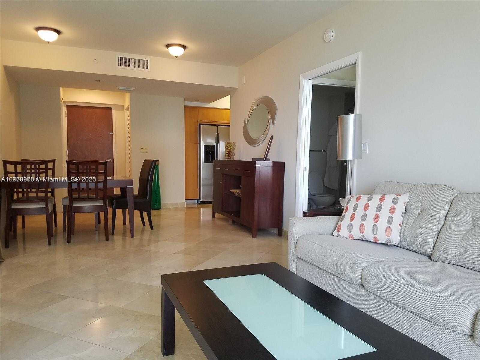 Small Image of 6365 COLLINS AVE #910, Miami Beach Number 3