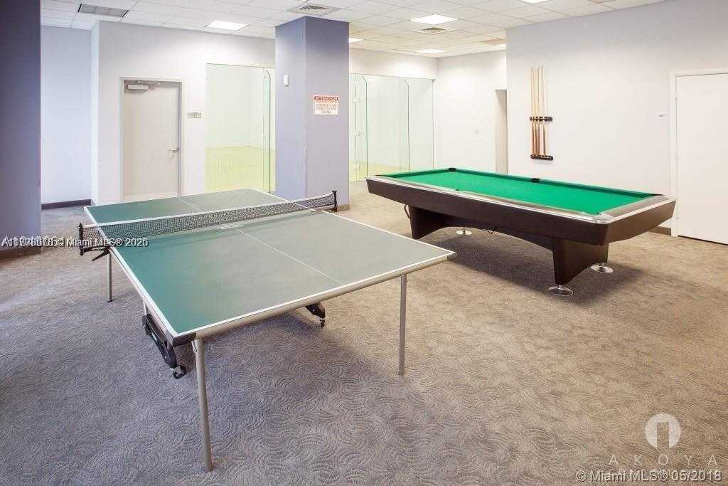 Small Image of 6365 COLLINS AVE #910, Miami Beach Number 9