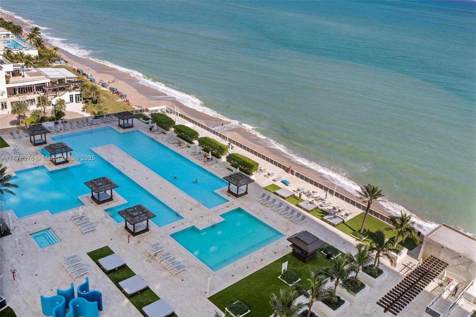 Small Image of 1830 #2008, Hallandale Beach Number 19