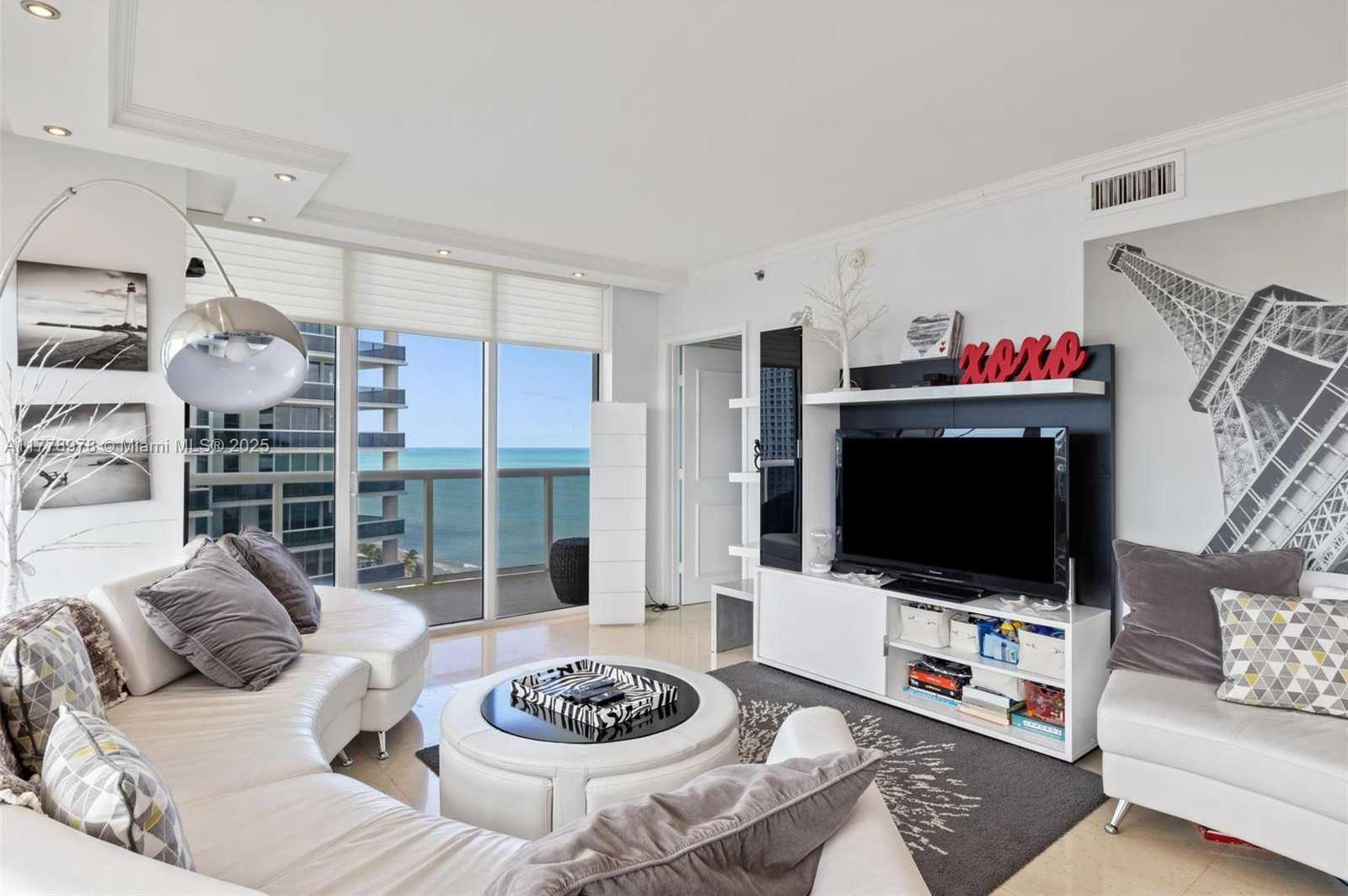 Small Image of 1830 #2008, Hallandale Beach Number 2
