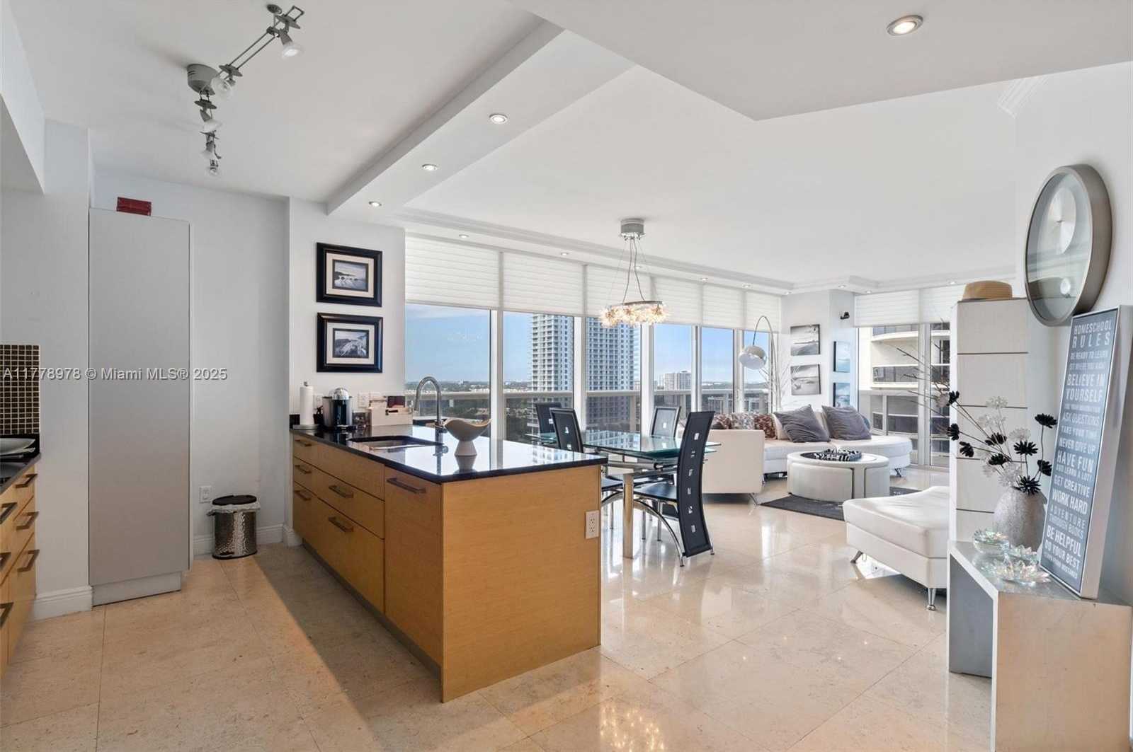 Small Image of 1830 #2008, Hallandale Beach Number 6