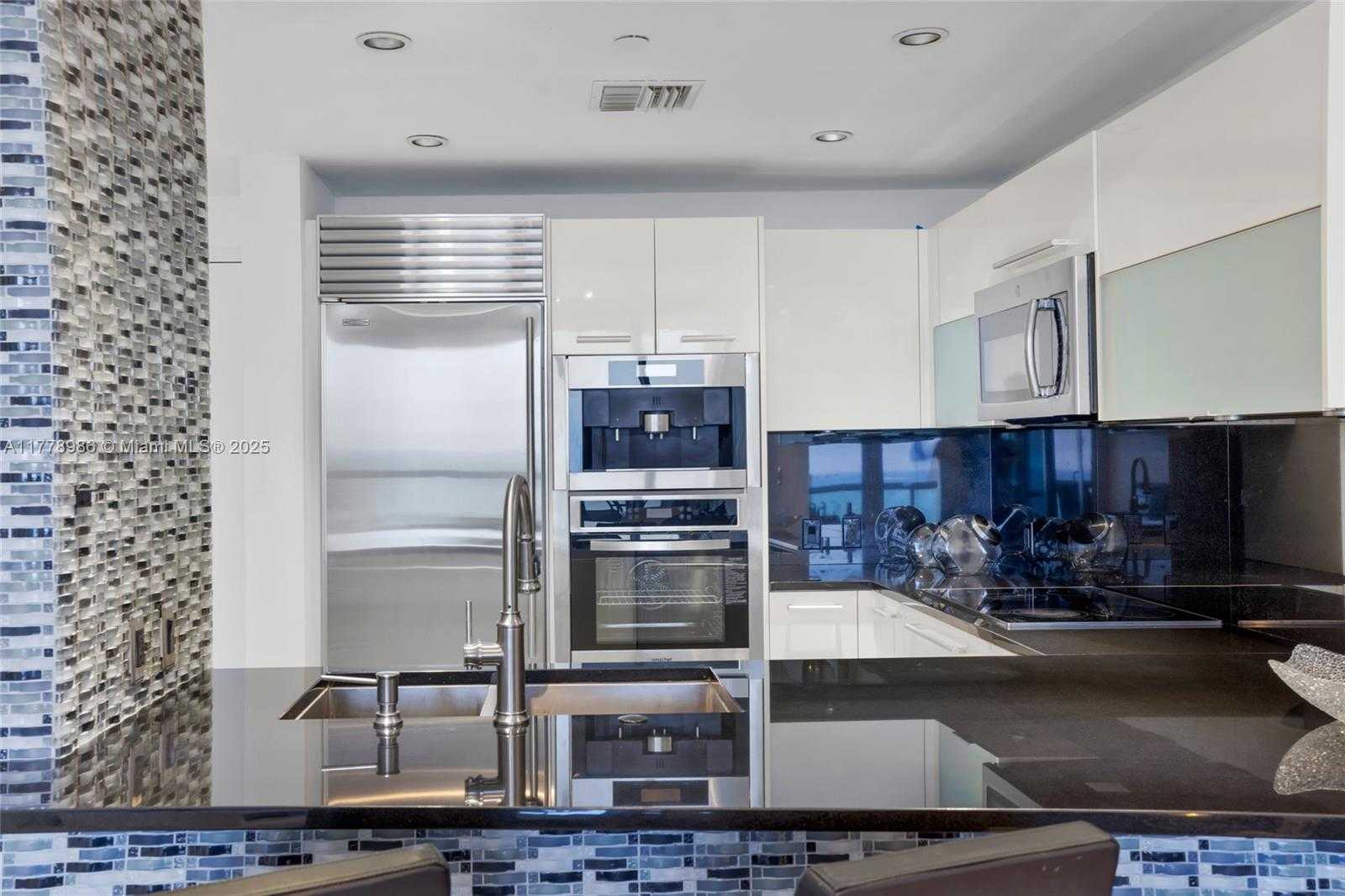 Small Image of 17121 COLLINS AVE #1406, Sunny Isles Beach Number 10