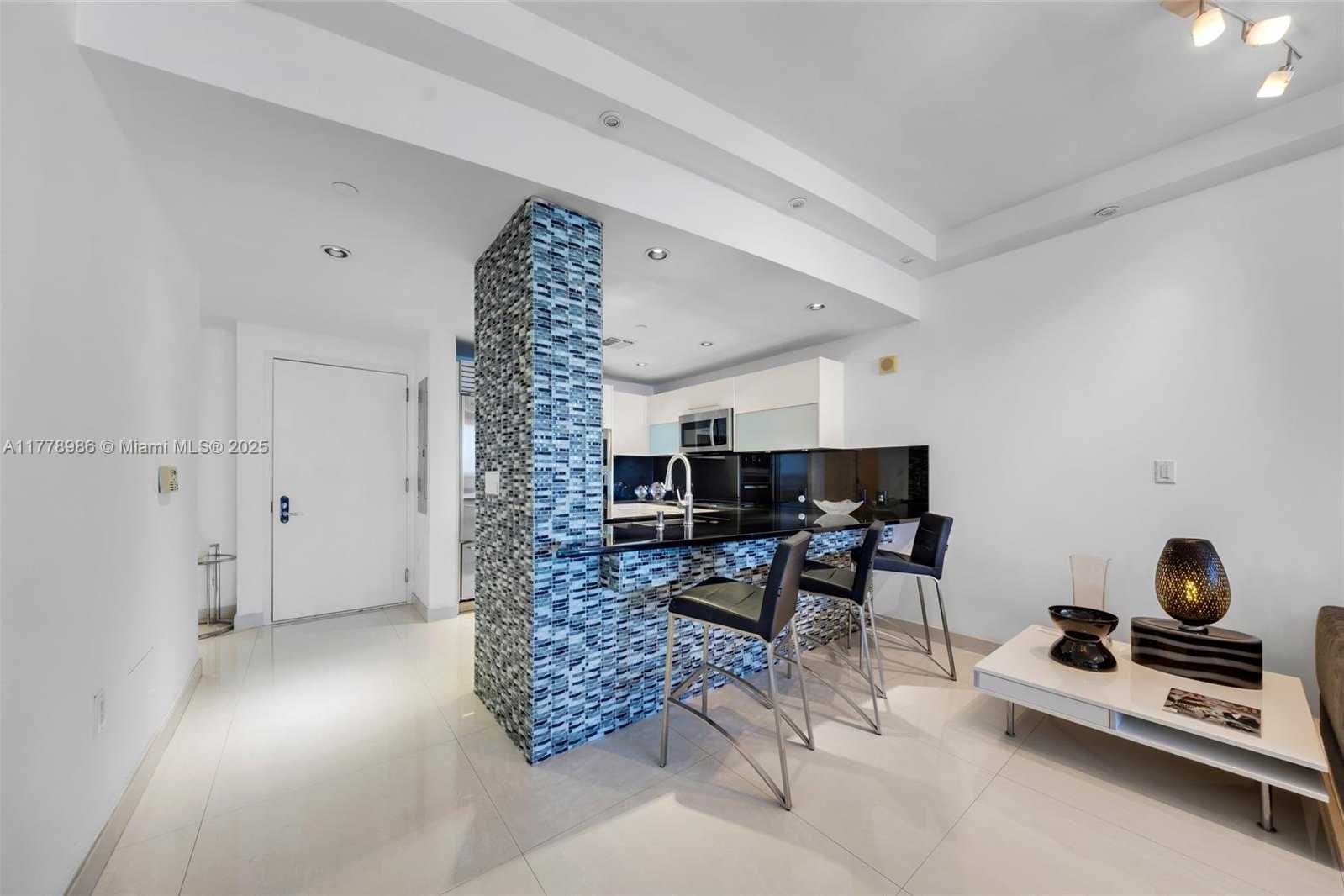 Small Image of 17121 COLLINS AVE #1406, Sunny Isles Beach Number 11