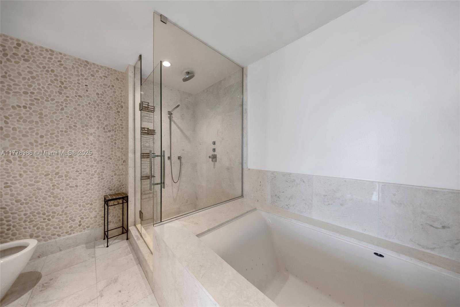 Small Image of 17121 COLLINS AVE #1406, Sunny Isles Beach Number 19