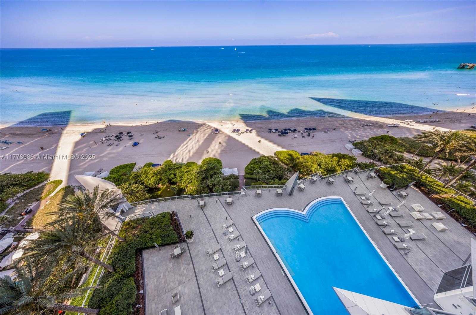 Small Image of 17121 COLLINS AVE #1406, Sunny Isles Beach Number 23