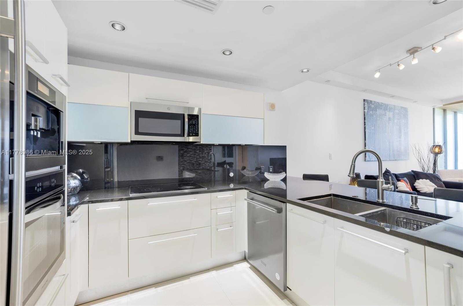 Small Image of 17121 COLLINS AVE #1406, Sunny Isles Beach Number 7