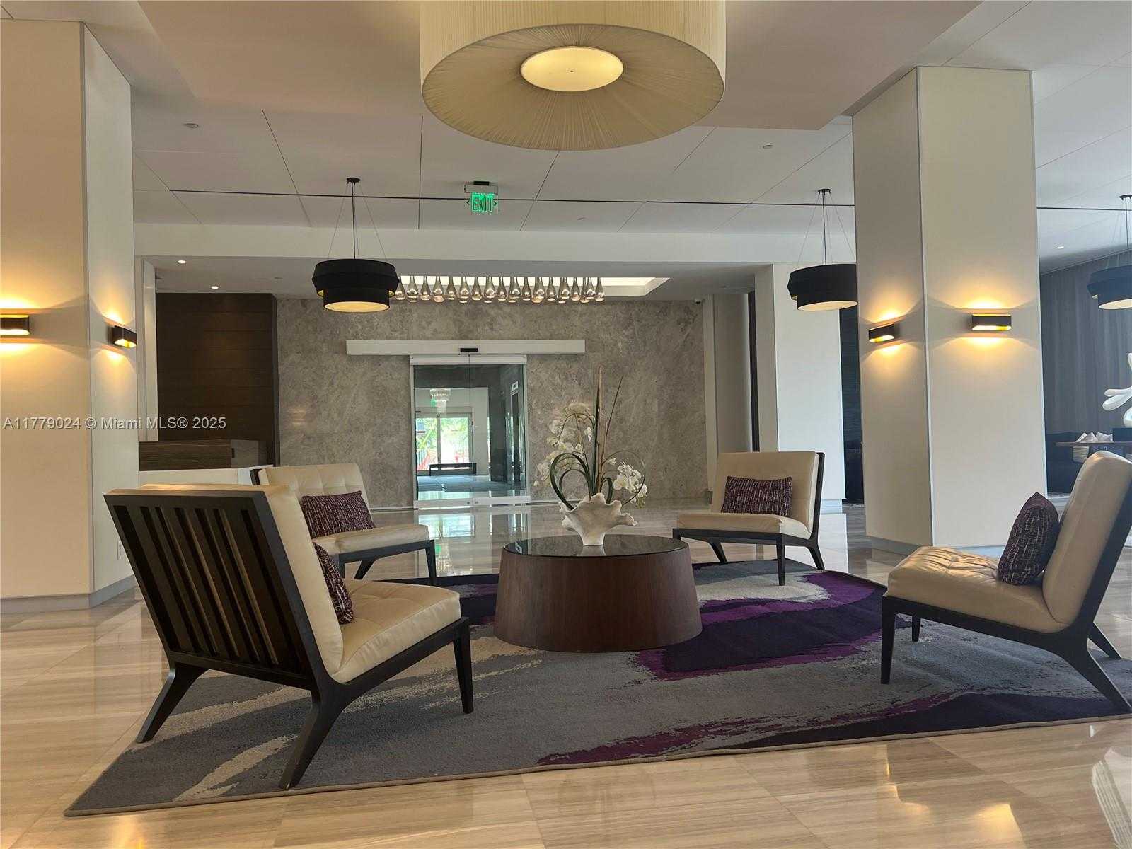 Small Image of 100 BAYVIEW DR #1829, Sunny Isles Beach Number 3