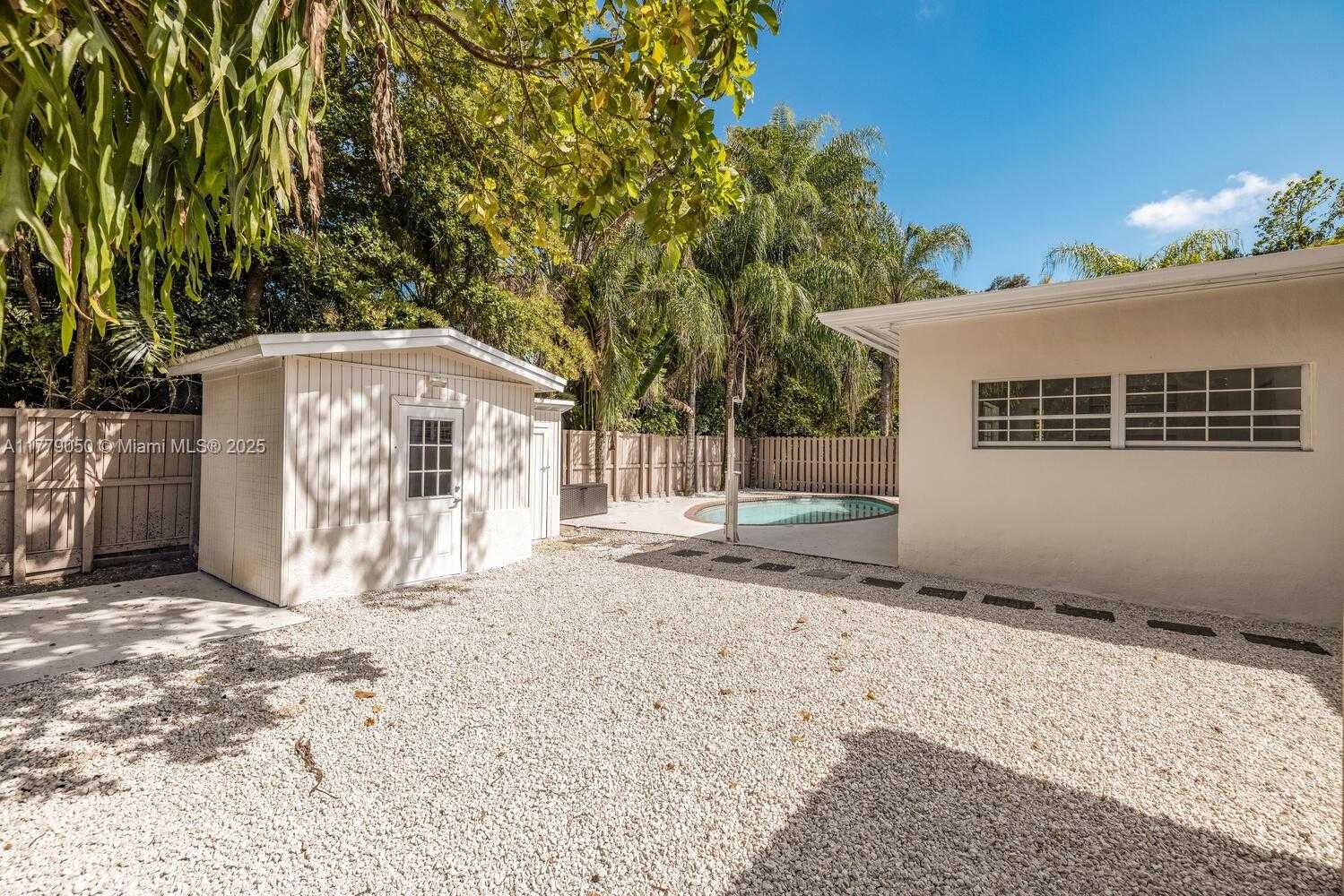 Small Image of 11801 NORTH EAST 11 AVE #SOUTH, Biscayne Park Number 18
