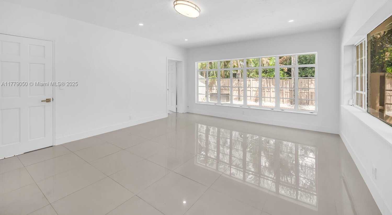 Small Image of 11801 NORTH EAST 11 AVE #SOUTH, Biscayne Park Number 22