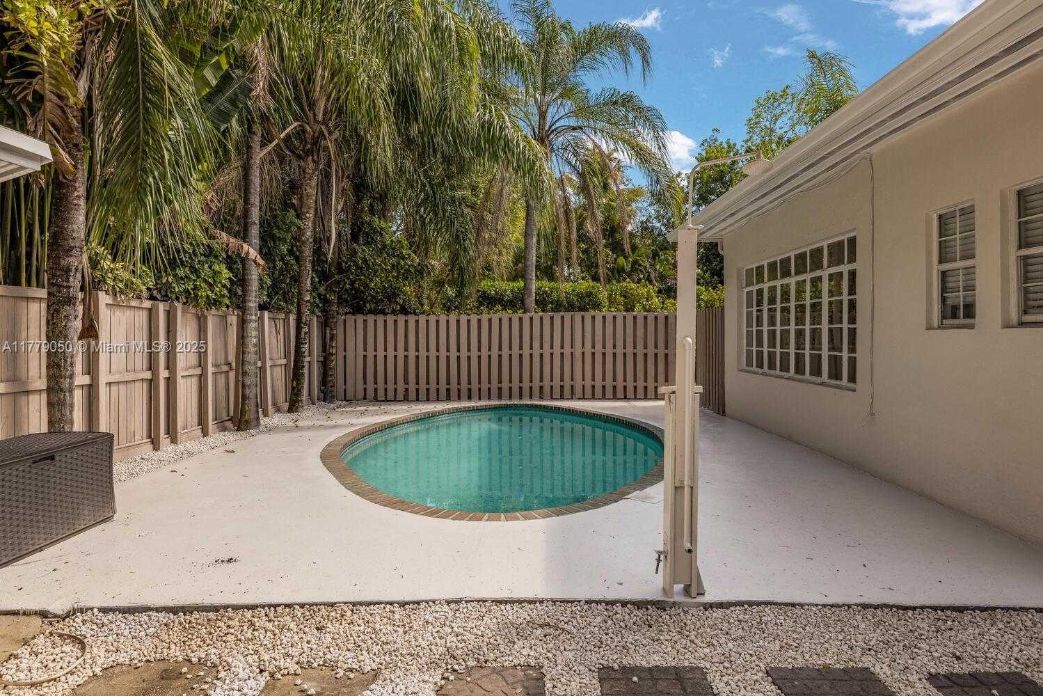 Small Image of 11801 NORTH EAST 11 AVE #SOUTH, Biscayne Park Number 5