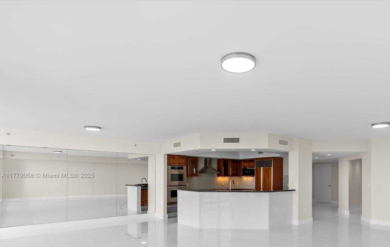 Small Image of 3301 NORTH EAST 183RD ST #1204, Aventura Number 11