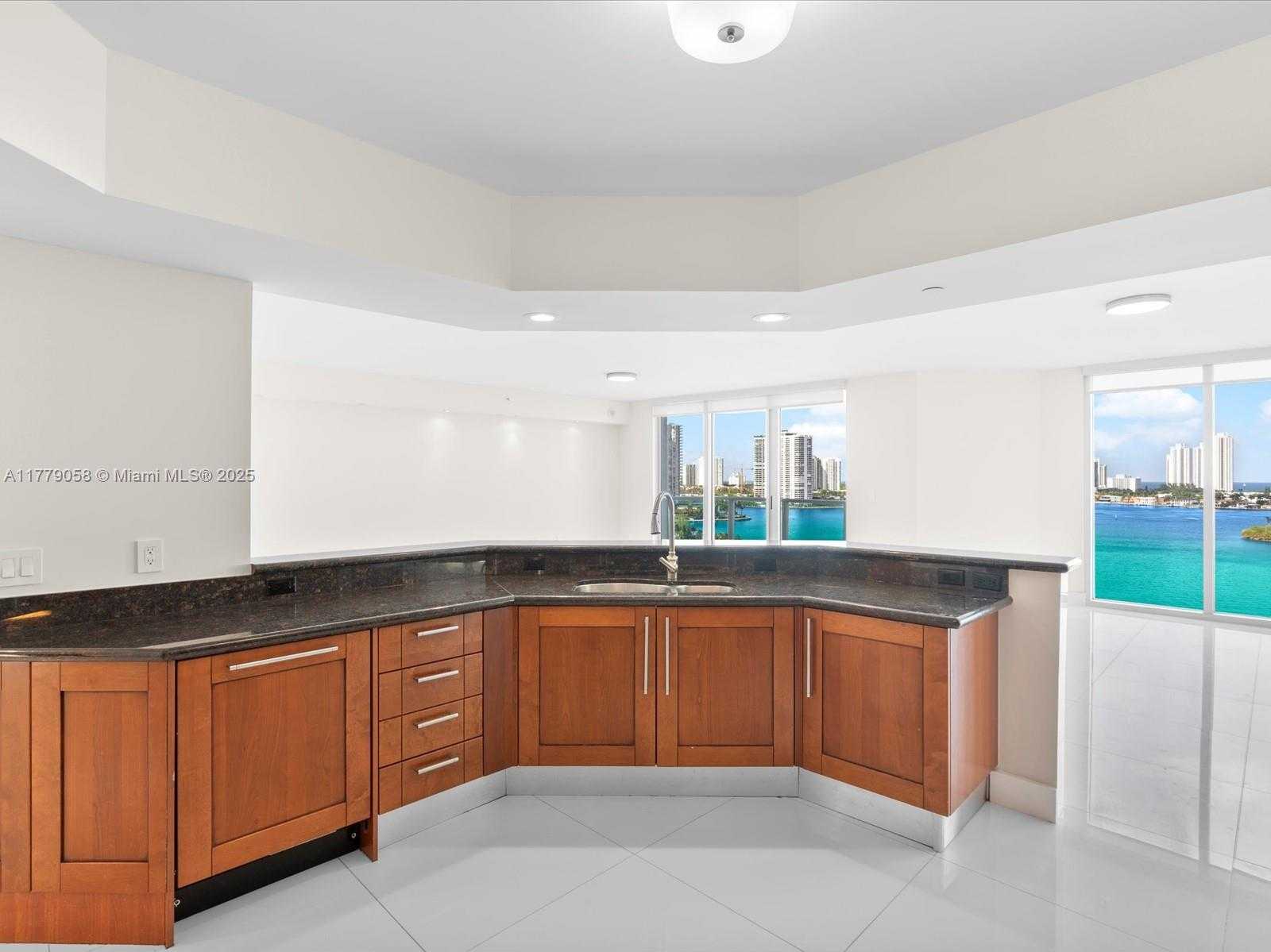 Small Image of 3301 NORTH EAST 183RD ST #1204, Aventura Number 17