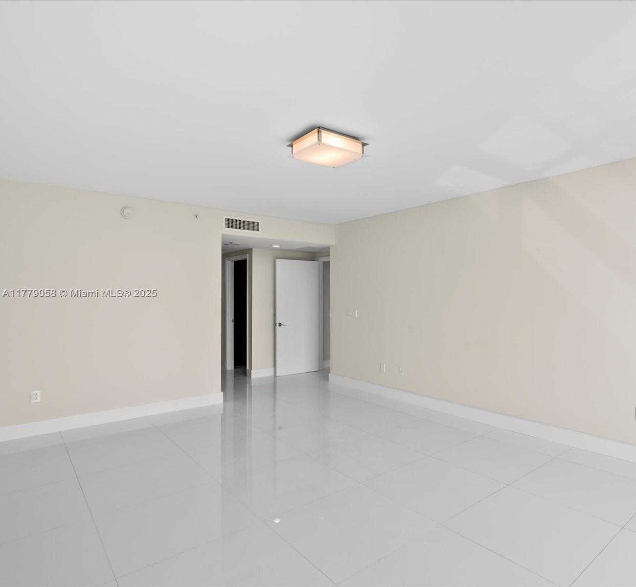 Small Image of 3301 NORTH EAST 183RD ST #1204, Aventura Number 31