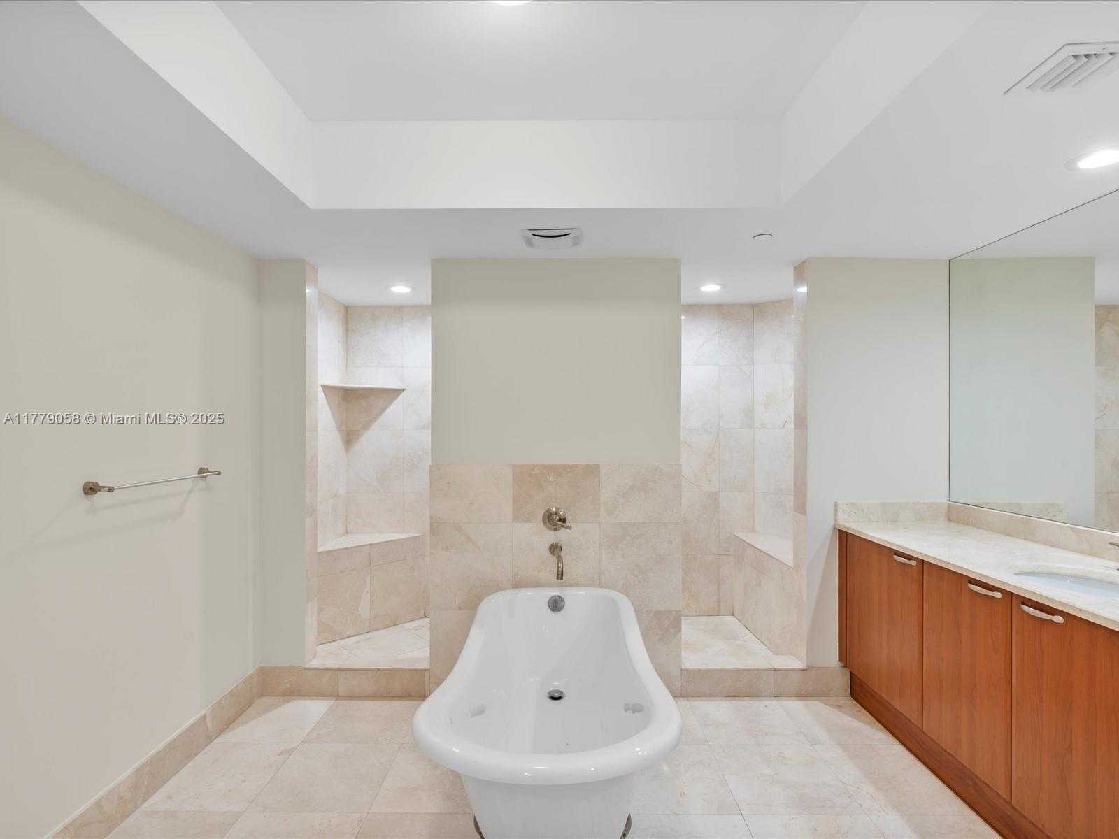 Small Image of 3301 NORTH EAST 183RD ST #1204, Aventura Number 40