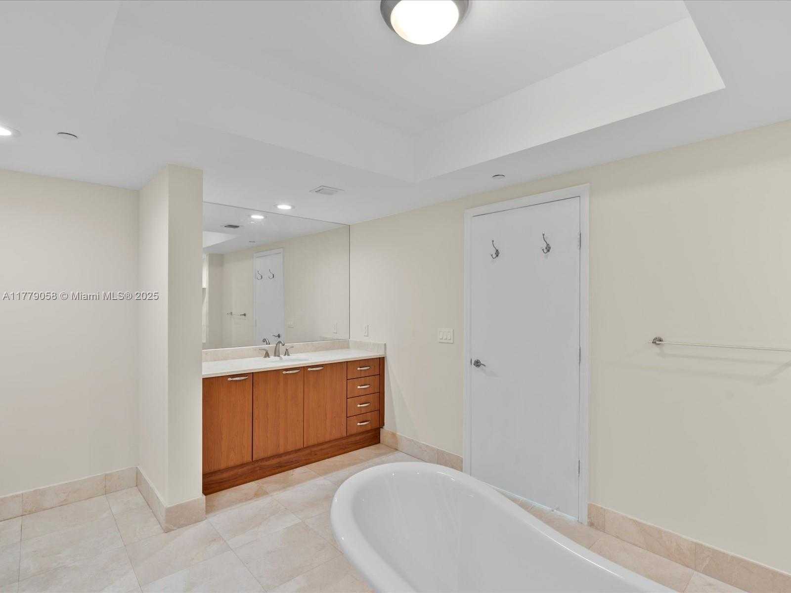 Small Image of 3301 NORTH EAST 183RD ST #1204, Aventura Number 45