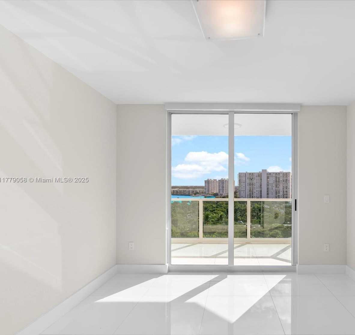 Small Image of 3301 NORTH EAST 183RD ST #1204, Aventura Number 58