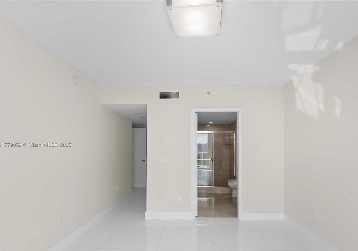 Small Image of 3301 NORTH EAST 183RD ST #1204, Aventura Number 59