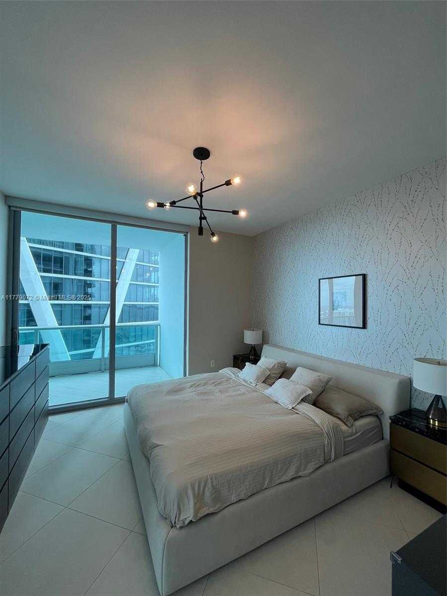 Small Image of 900 BISCAYNE BLVD #4312, Miami Number 10