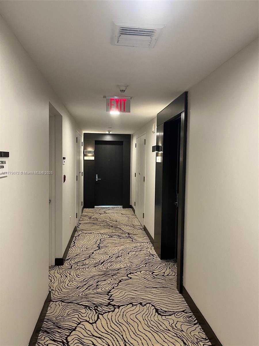 Small Image of 900 BISCAYNE BLVD #4312, Miami Number 24