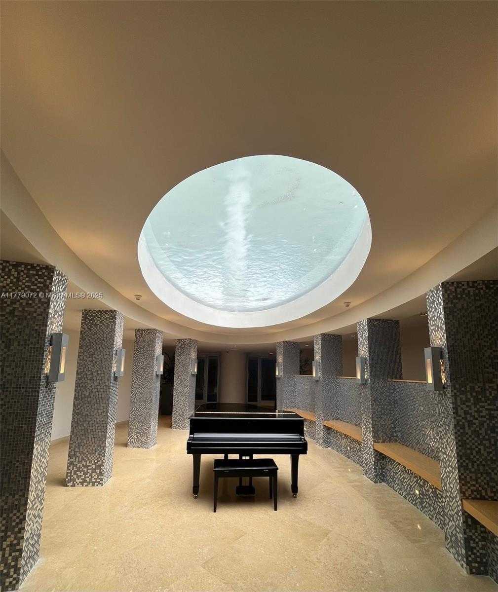 Small Image of 900 BISCAYNE BLVD #4312, Miami Number 28