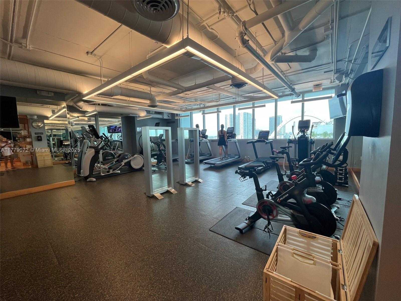 Small Image of 900 BISCAYNE BLVD #4312, Miami Number 32