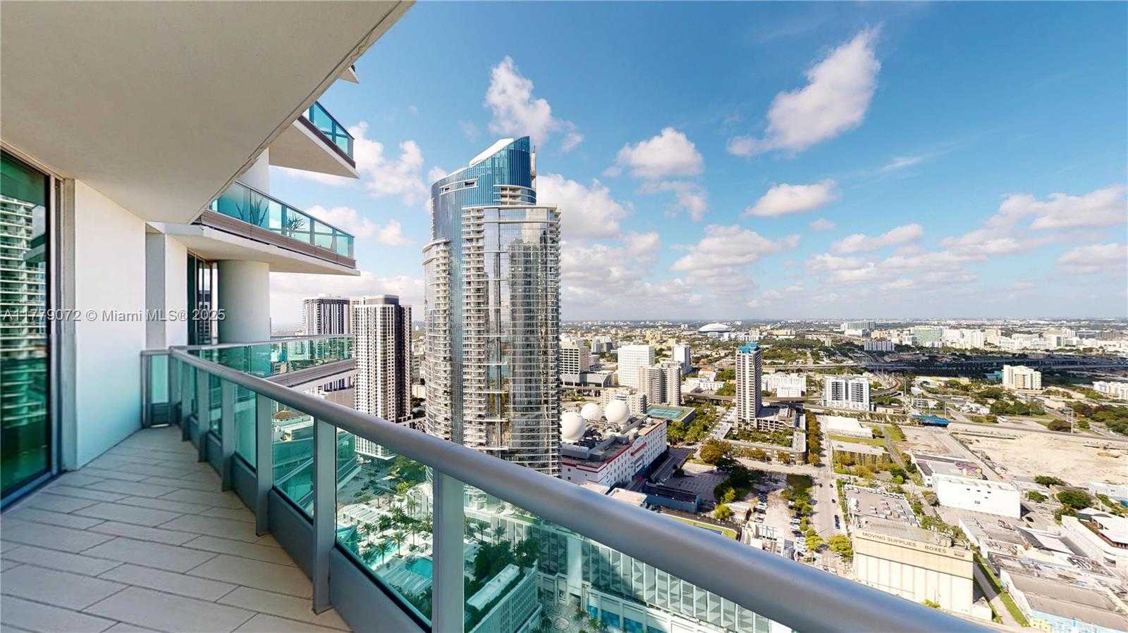 Small Image of 900 BISCAYNE BLVD #4312, Miami Number 9