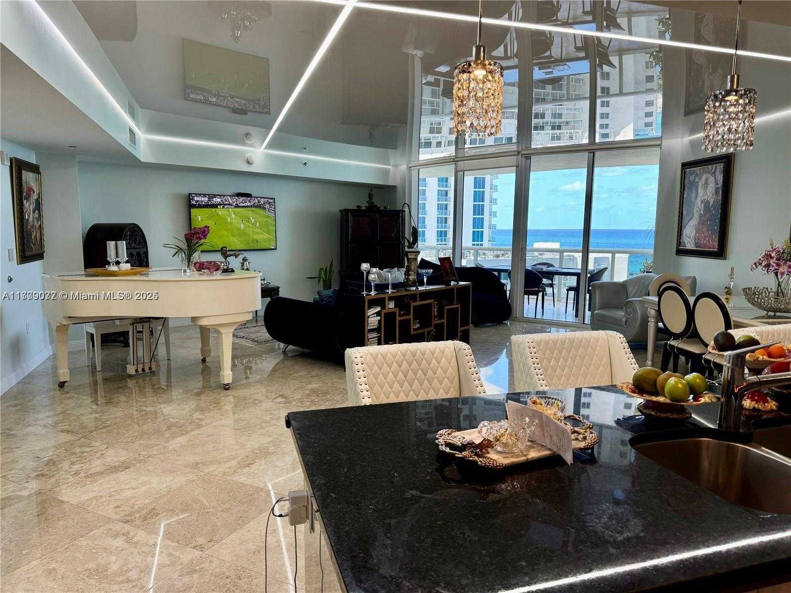 Small Image of 17201 COLLINS AVE #1407, Sunny Isles Beach Number 11