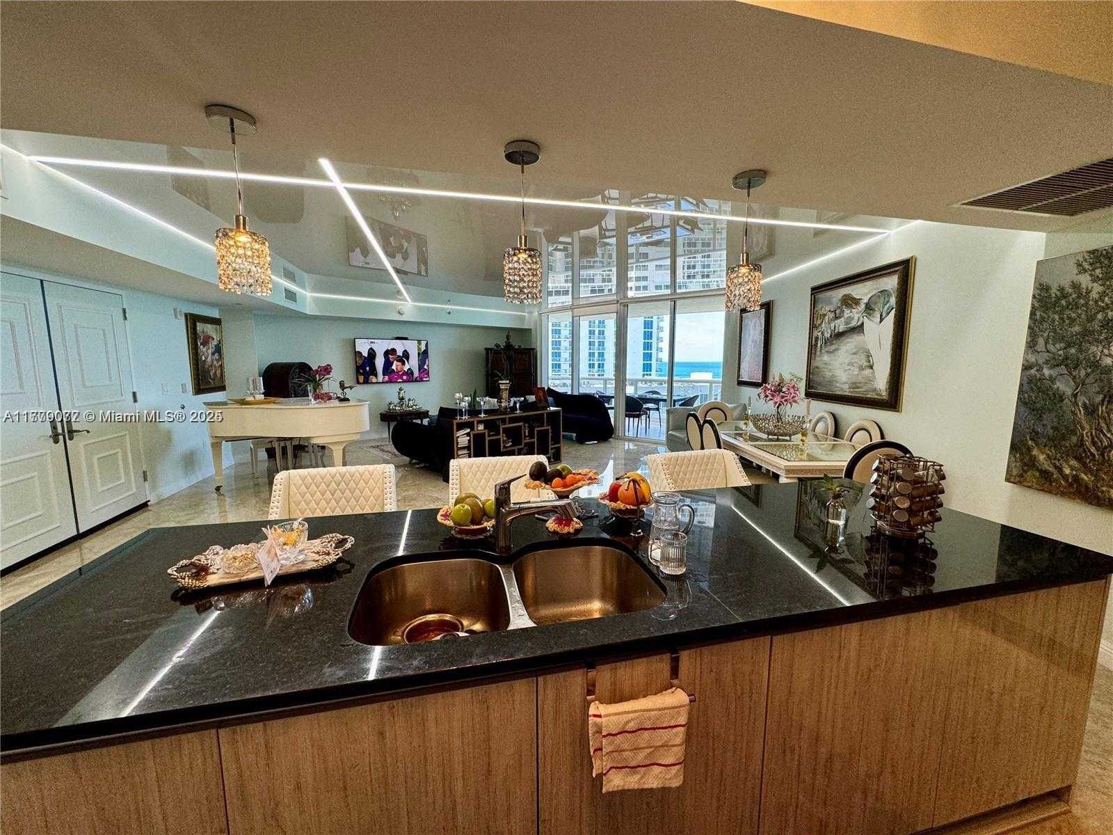 Small Image of 17201 COLLINS AVE #1407, Sunny Isles Beach Number 12