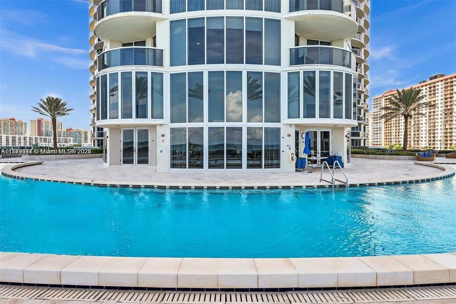 Small Image of 17201 COLLINS AVE #1407, Sunny Isles Beach Number 3