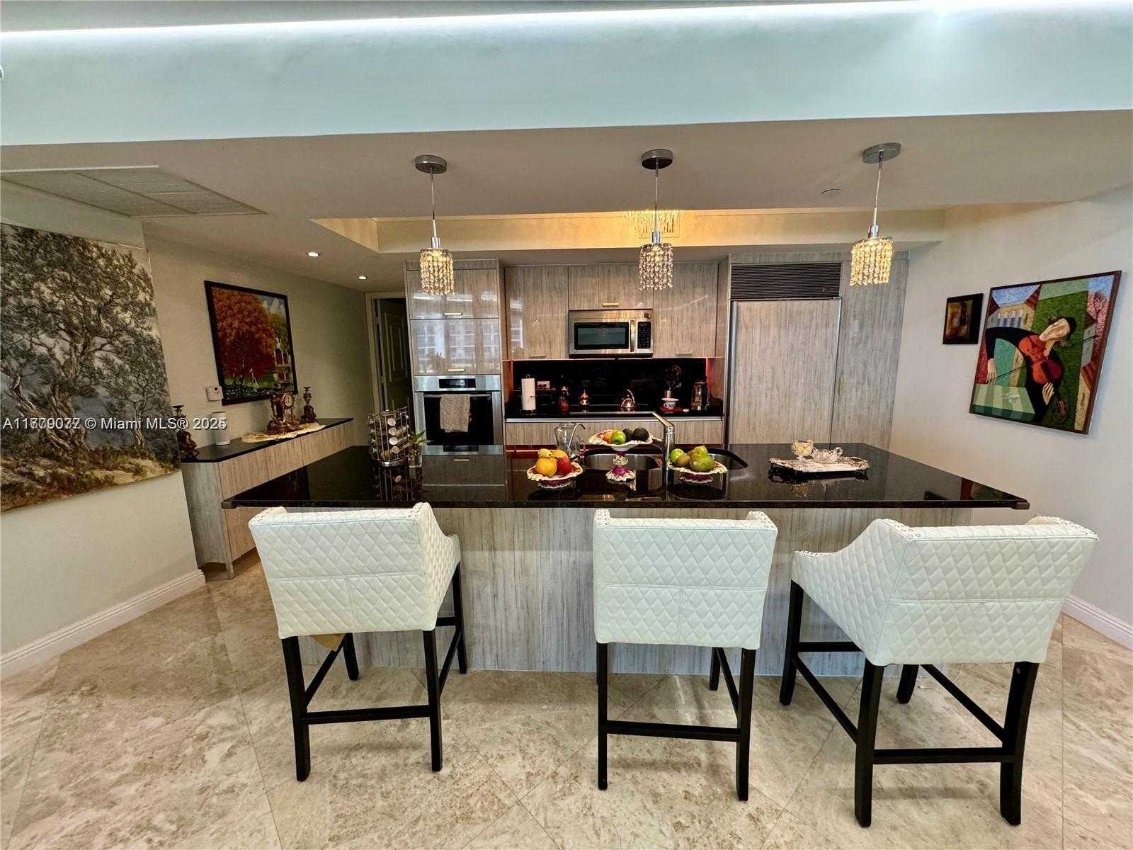Small Image of 17201 COLLINS AVE #1407, Sunny Isles Beach Number 4