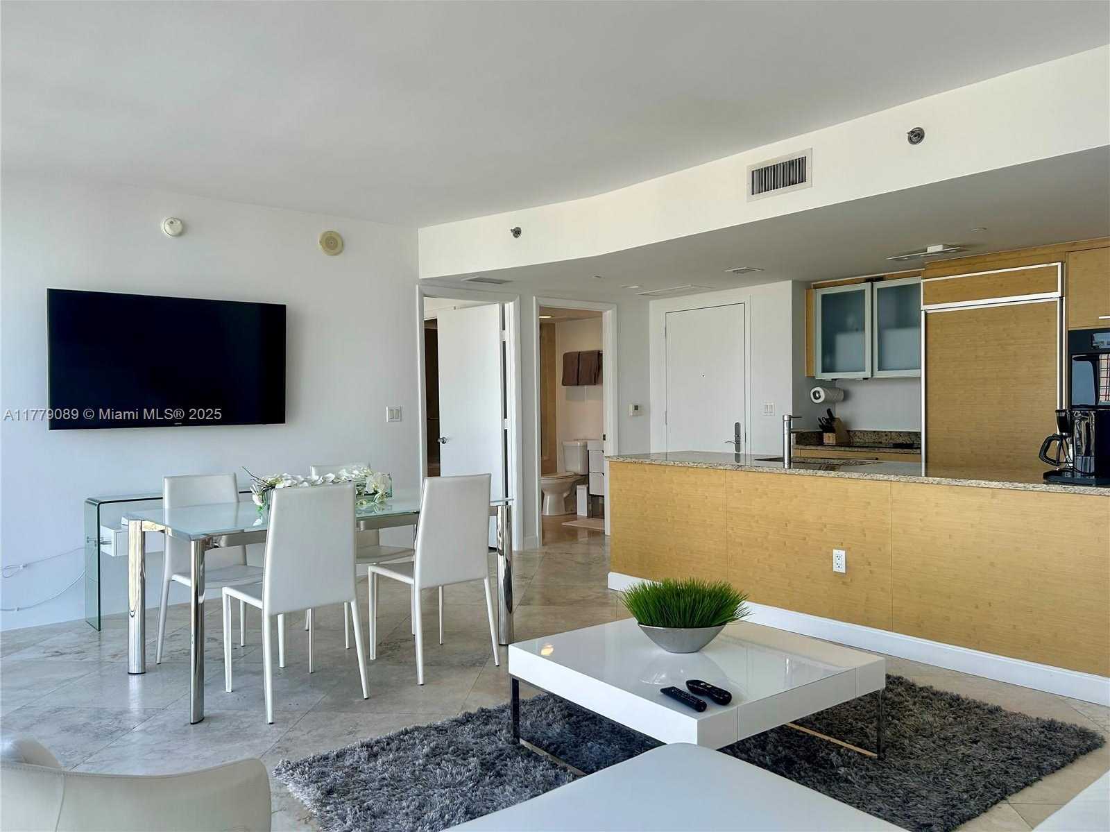 Small Image of 1830 SOUTH OCEAN DR #1907, Hallandale Beach Number 14