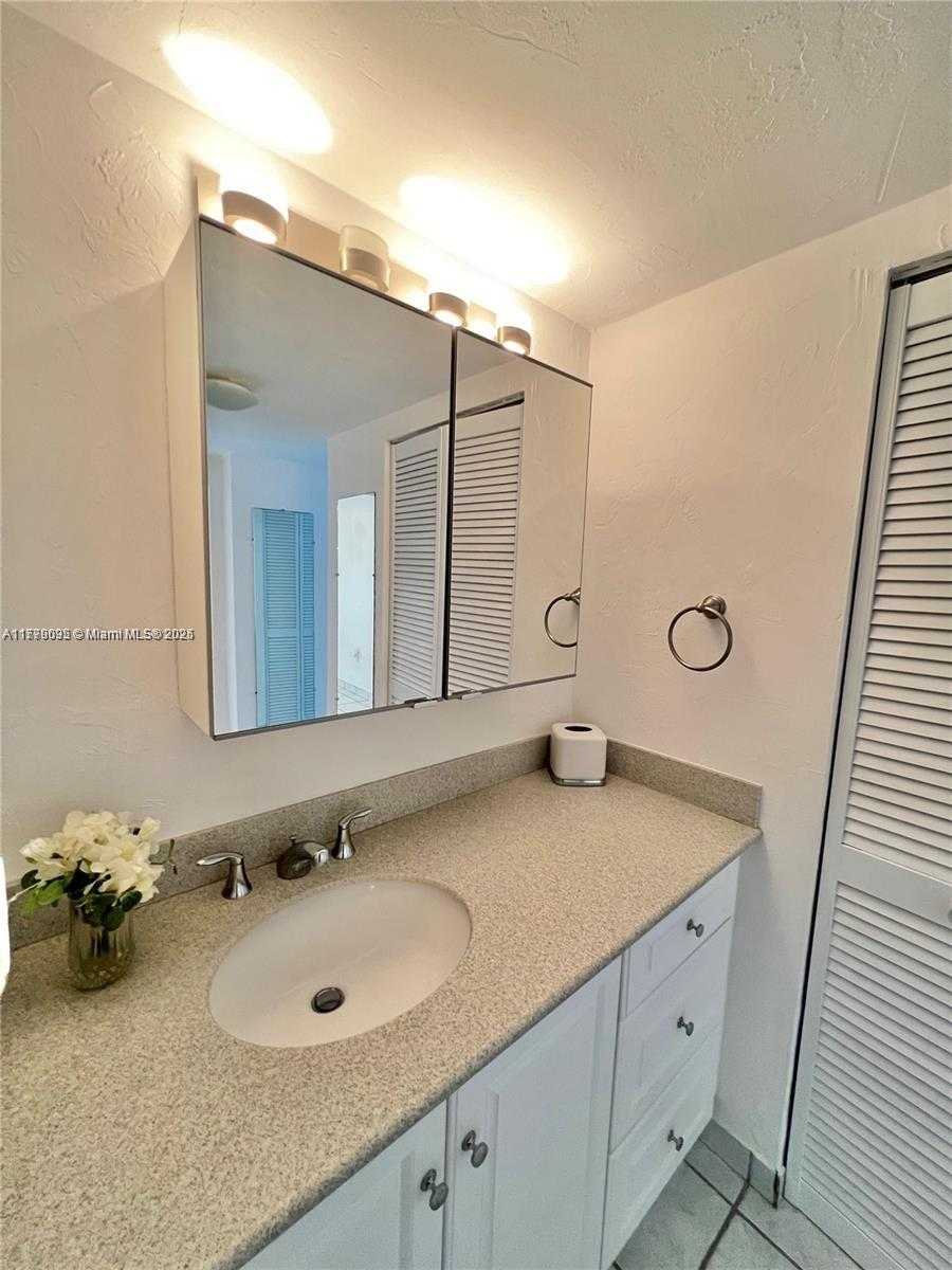 Small Image of 9273 COLLINS AVE #801, Surfside Number 12