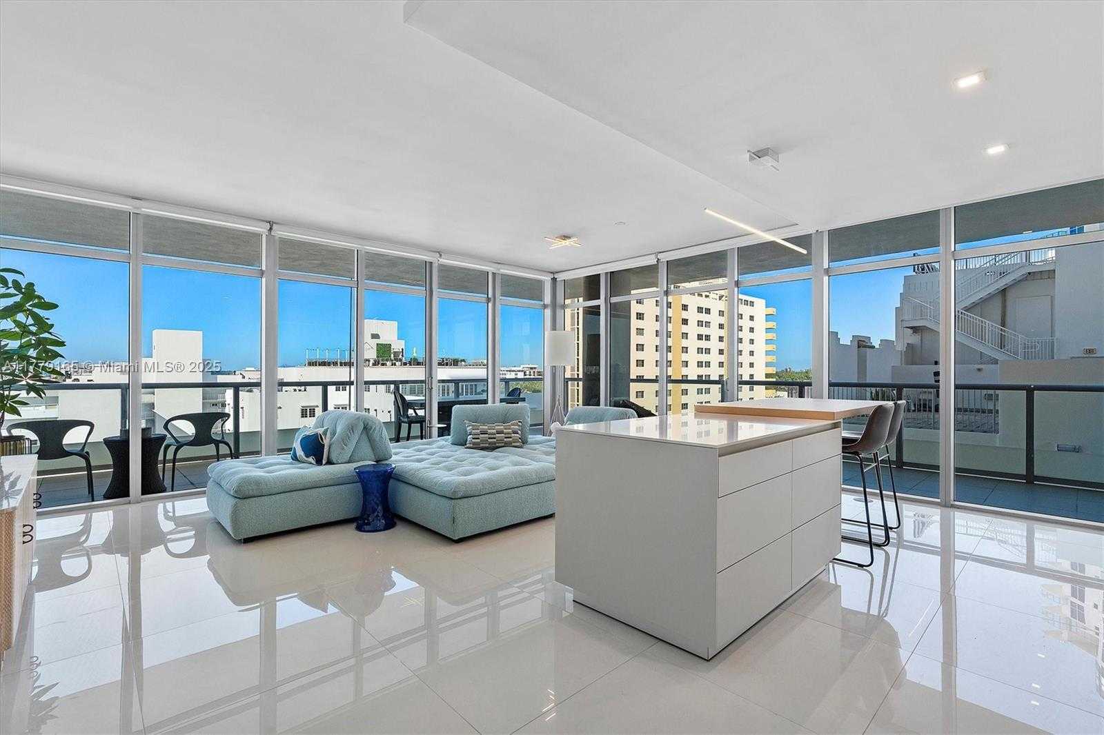 Small Image of 3737 COLLINS AVE #S-804, Miami Beach Number 8