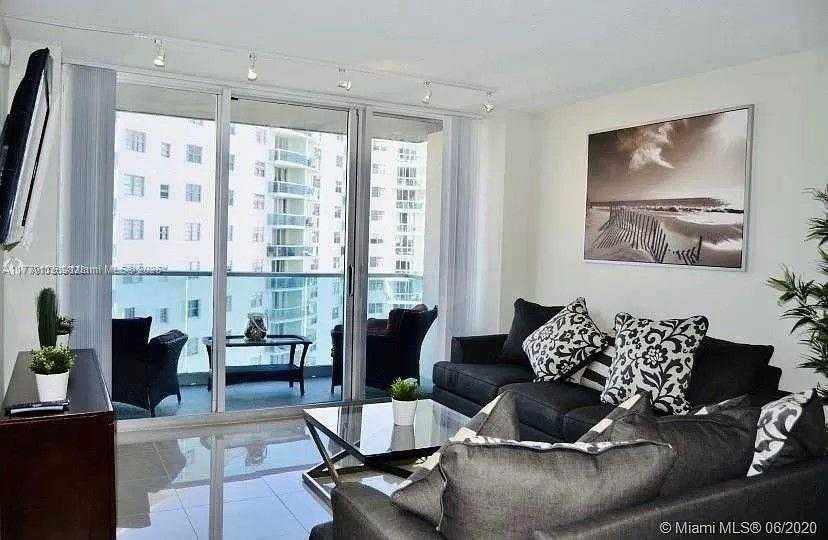 Small Image of 4001 SOUTH OCEAN DR #10K, Hollywood Number 2