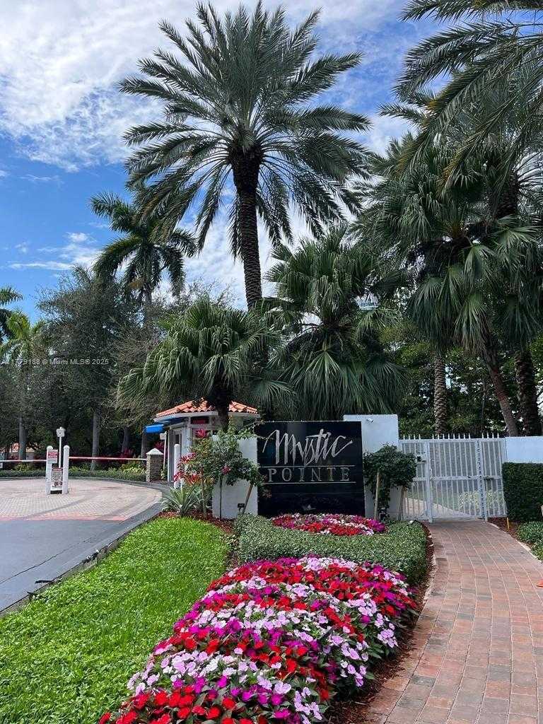 Small Image of 3530 MYSTIC POINTE DR #PH-07, Aventura Number 22